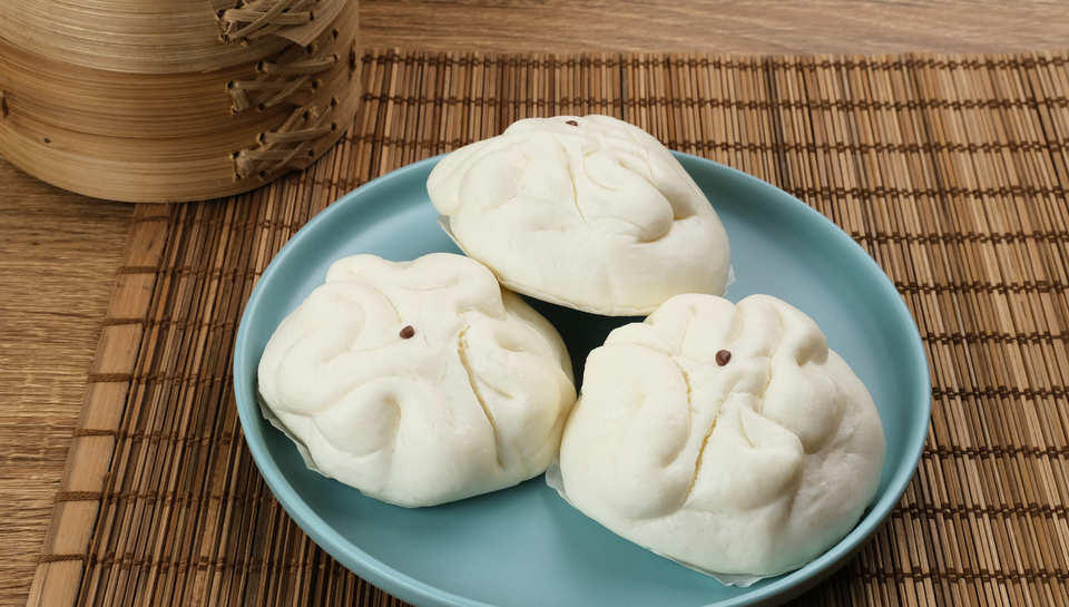 Asian Bakery: Buns, Bings and Baozi
